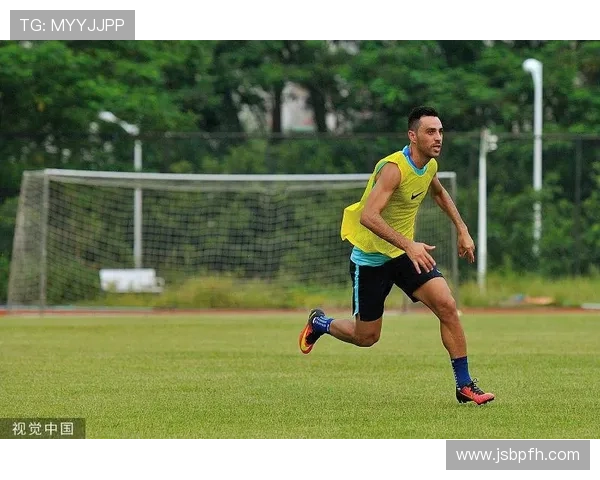 深圳羽毛球队在选拔赛中以60分稳居积分榜首位展现强劲实力