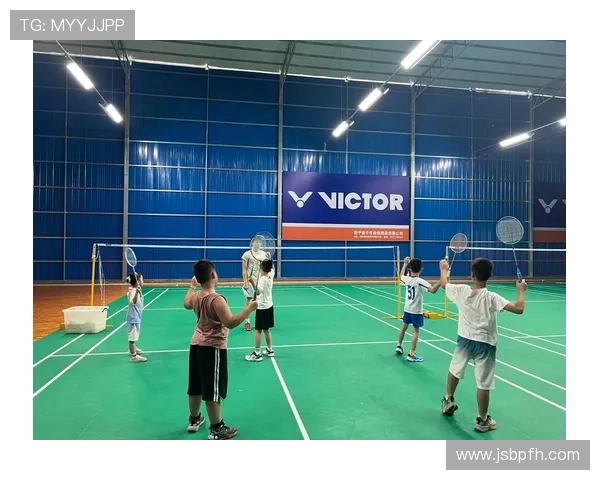 羽毛球之巅:深入西安羽毛球队的技术与训练揭秘 羽毛球之巅:深入西安羽毛球队的技术与训练揭秘