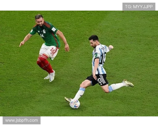 梅西足球明星事件视频全景回顾揭示背后故事与精彩瞬间